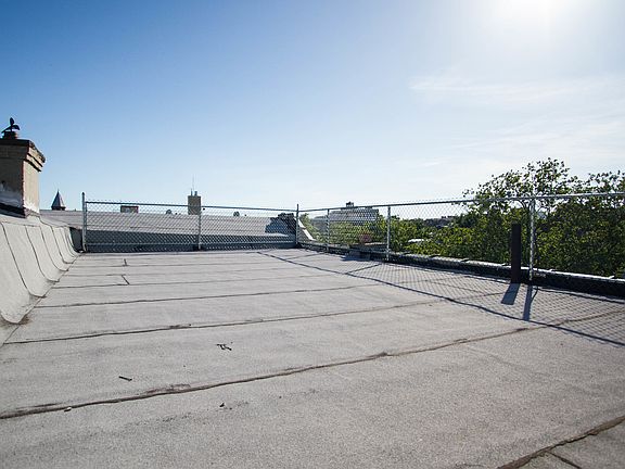 2nd image of 483 Evergreen Ave #2H