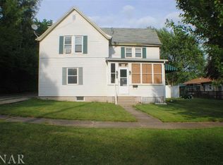 314 S Madison St, Clinton, IL 61727