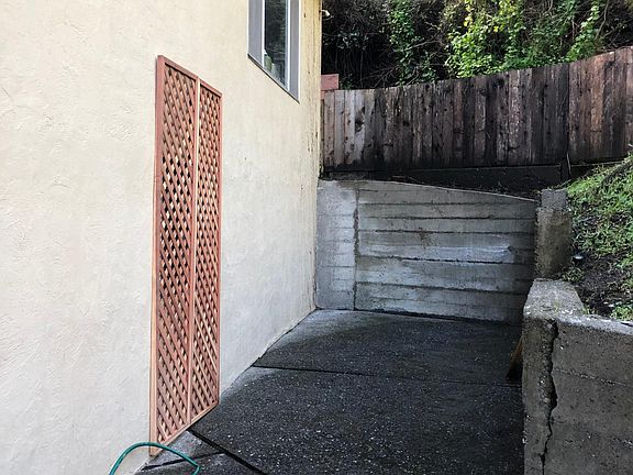 5th image of 170 Miller Ave APT 10