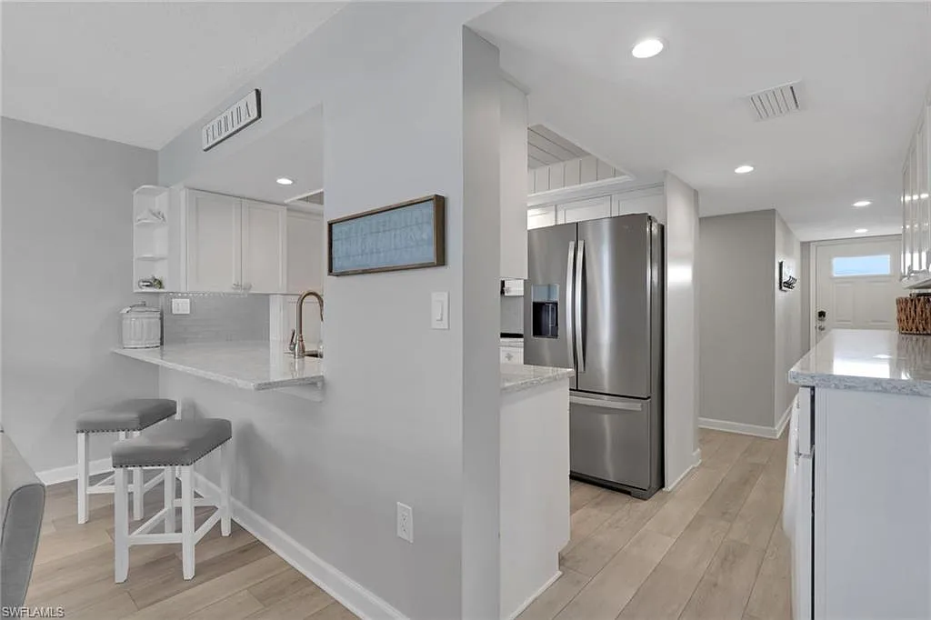 3 bed, 2.0 bath, 1594 sqft, $20,000 — Photo 3