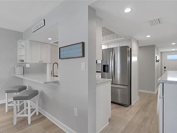 3rd image of 10475 Gulf Shore Dr APT 161