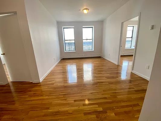 3rd image of 206 W 148th St #44C
