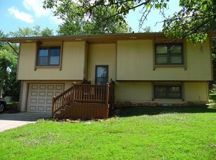 748 Valley Forge Rd, Brookfield, MO 64628