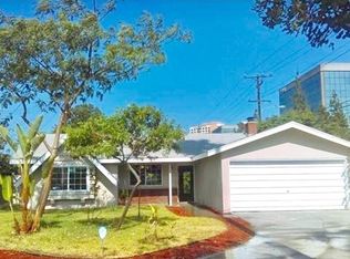 111 N Sunningdale Cir, Orange, CA 92868