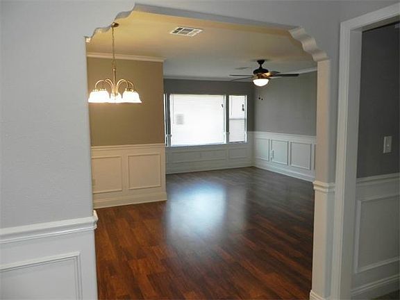 4th image of 4733 Babylon St