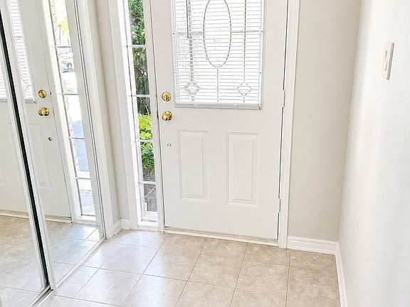 4th image of 2081 Golden Orchard Trl