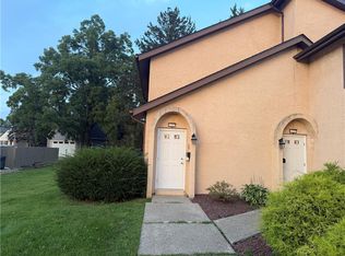 2406 Woodstock Dr #B, Bethlehem, PA 18017