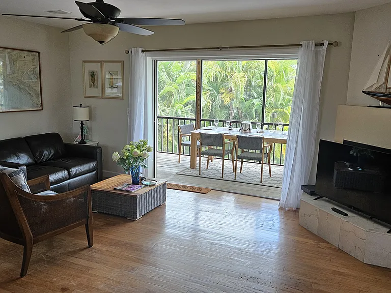 27288 Gasparilla Dr — Photo 3
