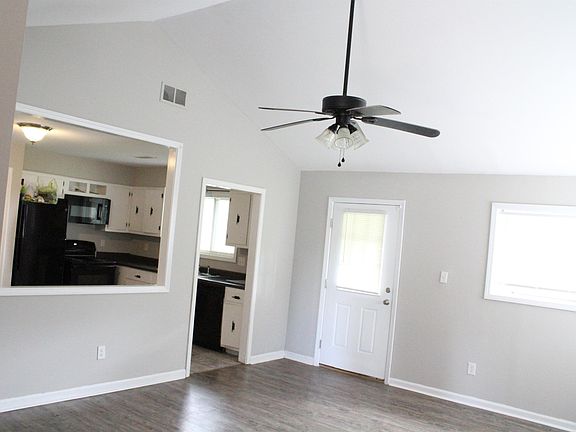 2nd image of 6349 Leamont Dr