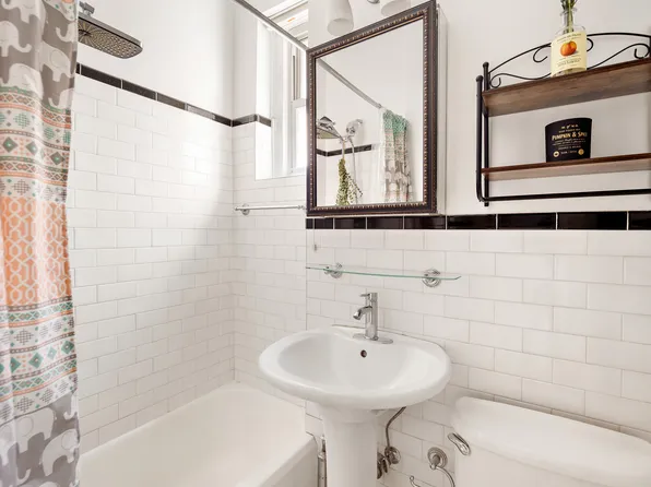 175 East 93rd Street image 9 of 11