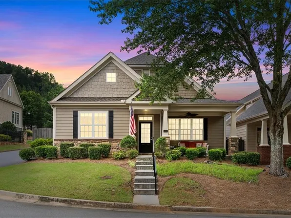 301 Glens Way, Woodstock, GA 30188