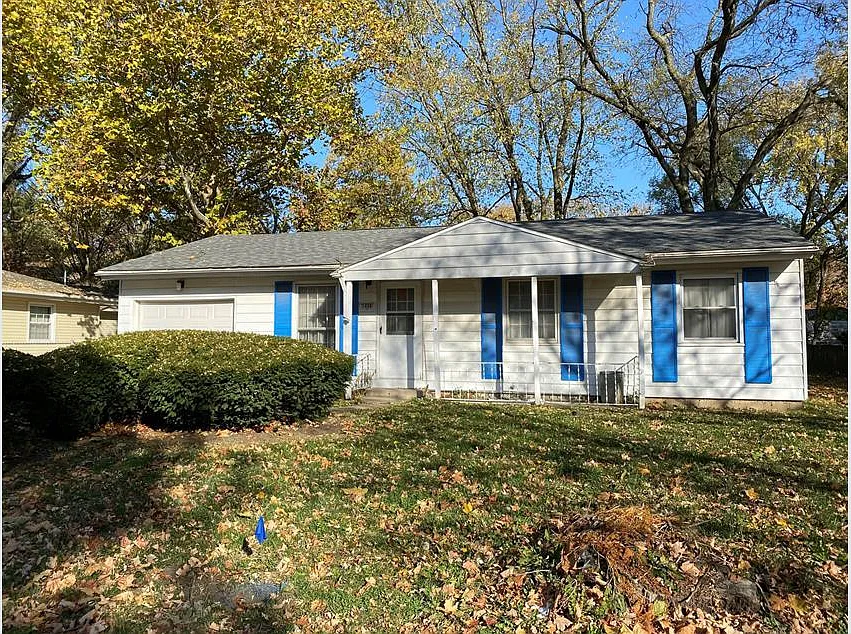 1406 Dobbins Dr