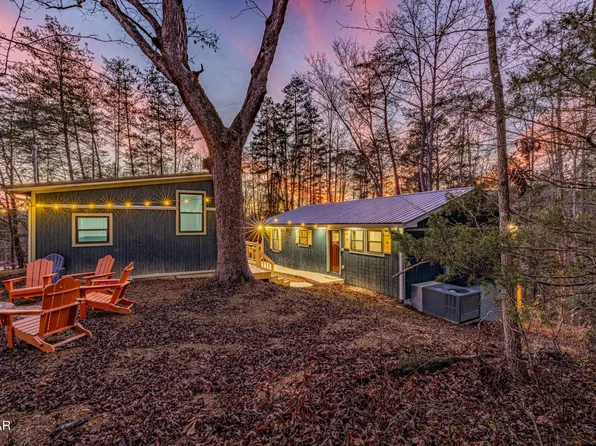 2759 Easy St, Sevierville, TN 37862