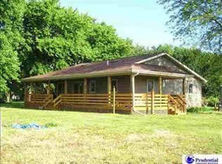 221 S 3rd St, Colon, NE 68018