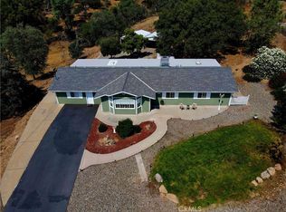 30572 Titan Dr, Coarsegold, CA 93614