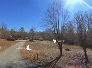 370 Fagan Dr, Inman, SC 29349