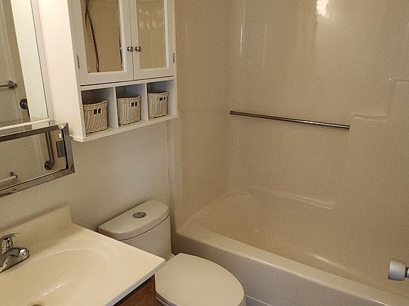 4th image of 1509 Pennsylvania Ave #7