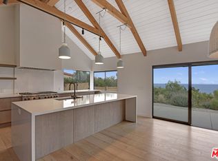 24728 Vantage Point Ter, Malibu, CA 90265