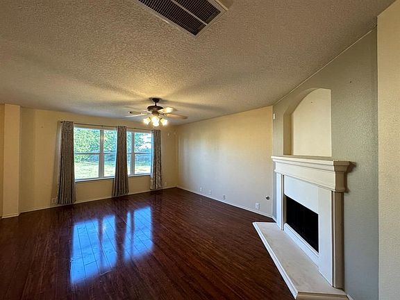 3rd image of 10311 Sugarhollow Ct