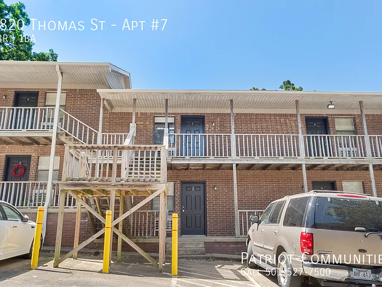 8820 Thomas St #7 — Photo 1