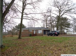2853 George Wallace Dr, Albertville, AL 35951