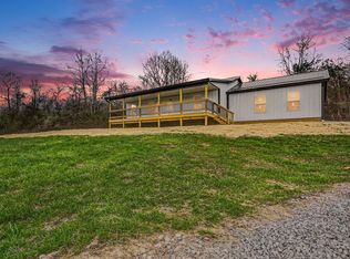 28430 Hide A Way Hills Rd, Sugar Grove, OH 43155