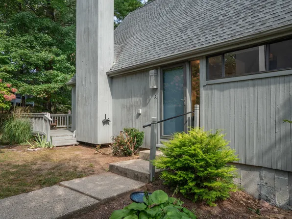 3 Laurel Lane #3, Avon, CT 06001