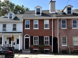 118 E Broad St, Burlington, NJ 08016