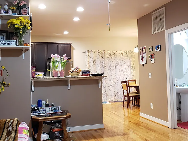 103 Longwood Dr #F — Photo 5