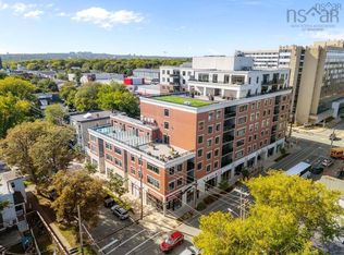 1990 Vernon St #302, Halifax, NS B3H 0B8