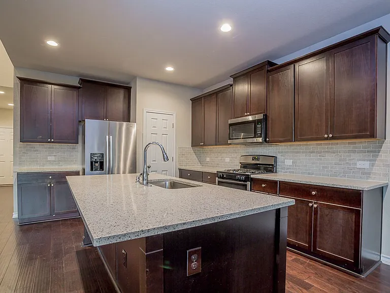 1348 Eagle Ray St — Photo 8