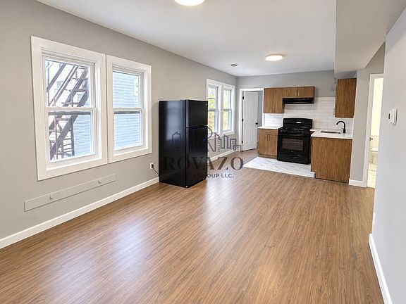 2nd image of 144-145 Vermont Ave #1