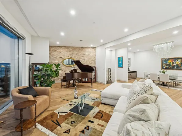 1600 Post Oak Blvd Unit 802, Houston, TX 77056