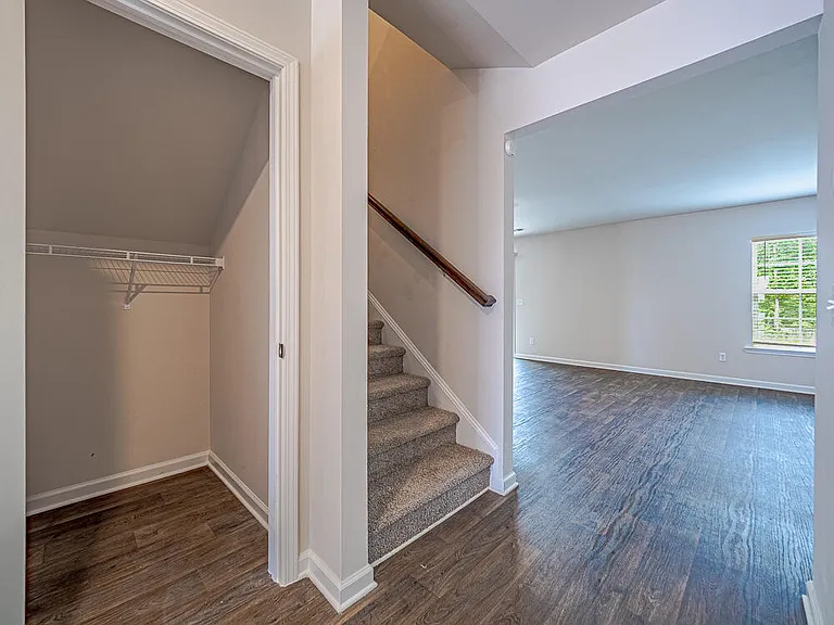 1830 Lacebark Dr — Photo 28