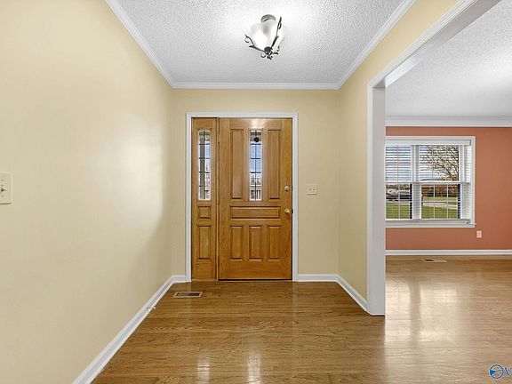 5th image of 900 Section Line Rd