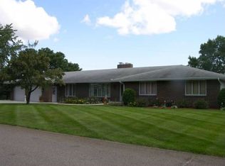 2800 Pioneer Ln, Saint Cloud, MN 56301