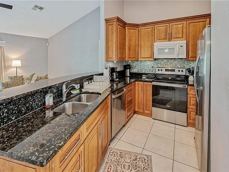 10839 Sea Coral Ct — Photo 7