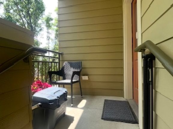 3rd image of 5440 Allison St Unit 203