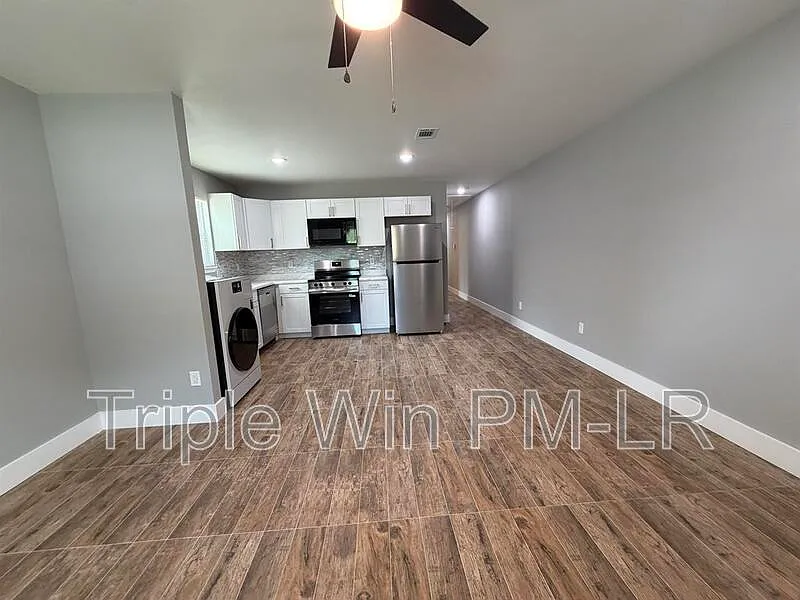 2 bed, 1.0 bath, 1100 sqft, $1,475 — Photo 4