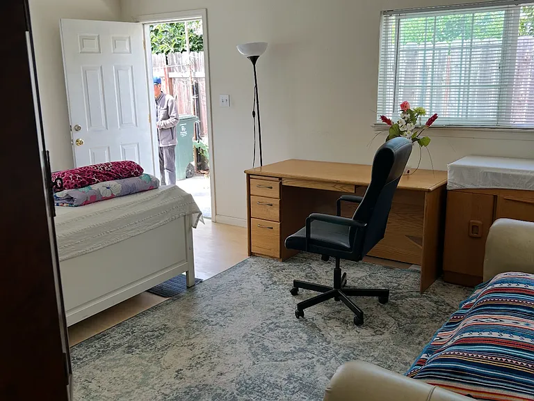 32 Buchanan Ct — Photo 3