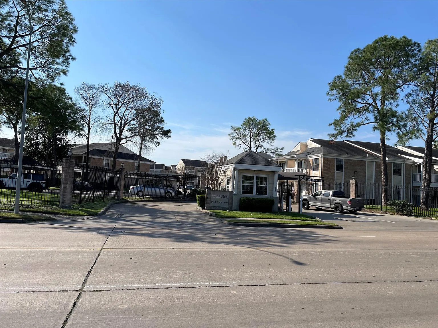 1 bed, 1.0 bath, 704 sqft, $900 — Photo 4