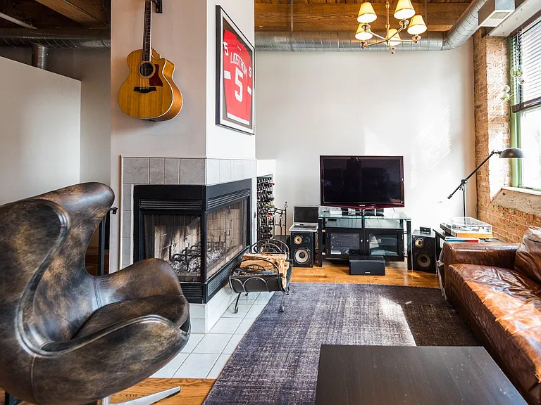 1701 N Damen Ave #106 — Photo 4