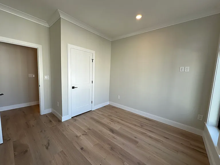 157 Everett St #306E — Photo 12