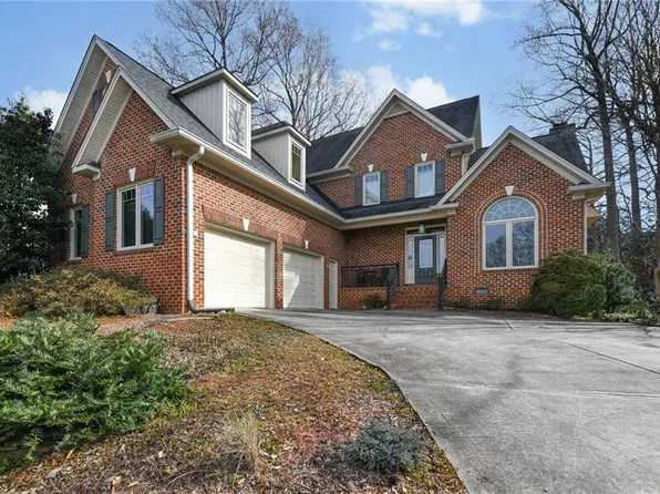 9 Cape May Point, Greensboro, NC 27455