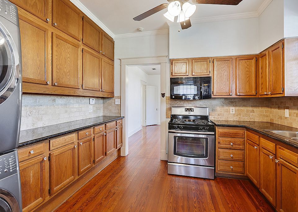 1st image of 852 Bungalow Ct