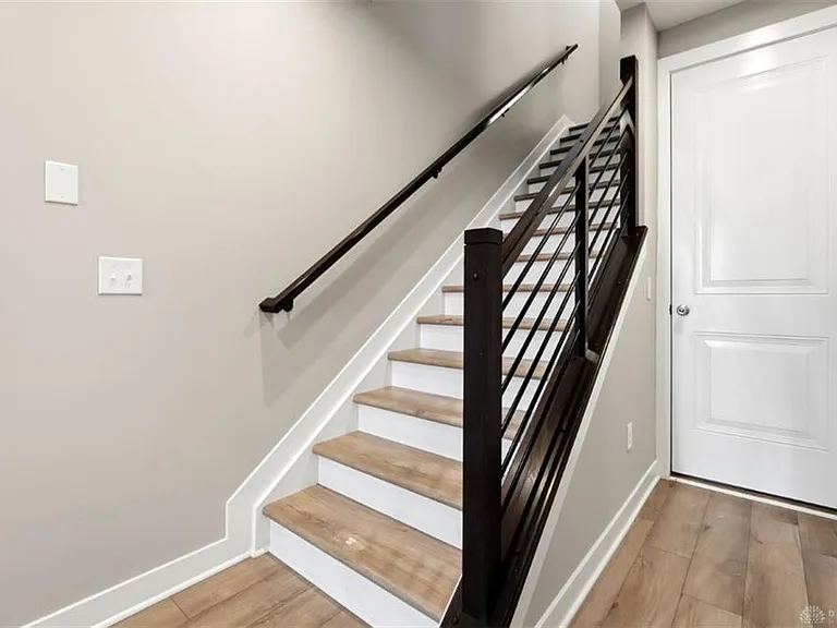 7241 Otley Dr — Photo 11