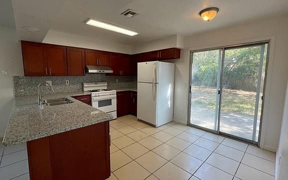 4th image of 8226 La Almendra Way