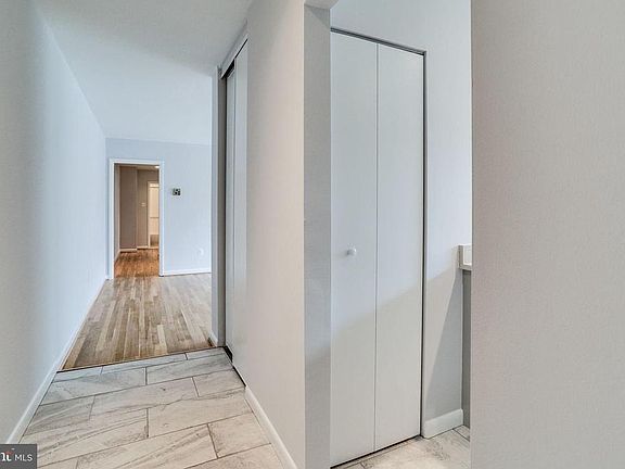 3rd image of 10513 Weymouth St APT 204