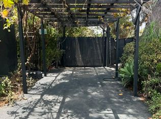 9912 La Tuna Canyon Rd, Sun Valley, CA 91352