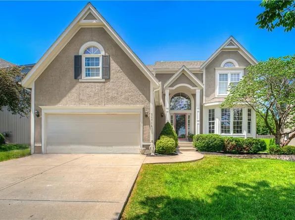 21714 W 98th St, Lenexa, KS 66227